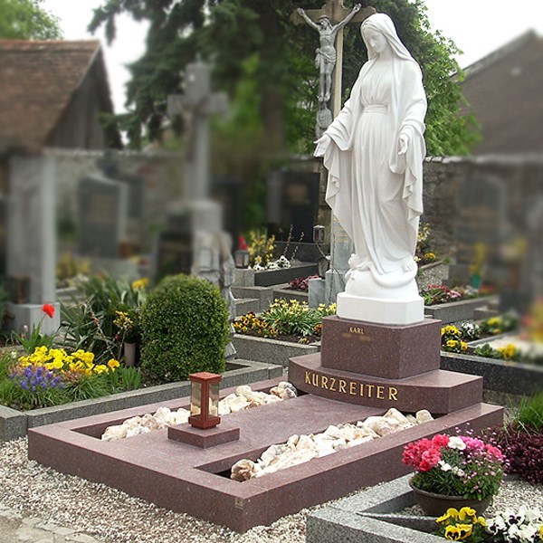 Zechmeister - Grabdenkmal mit großer Madonna - Langau - Niederösterreich