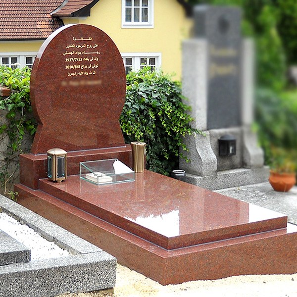 Zechmeister - Modernes Grab mit Blattgold und Glas - Ravelsbach