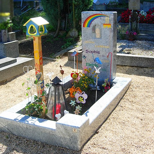 Zechmeister - Kindergrab von Zwillingen - Großrußbach - Regenbogen mit goldener Leiter